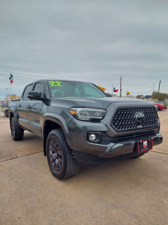 2022 Toyota Tacoma Image 3