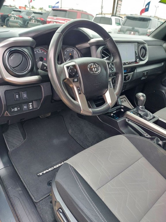 2022 Toyota Tacoma Image 16