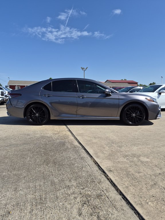 2021 Toyota Camry Image 4