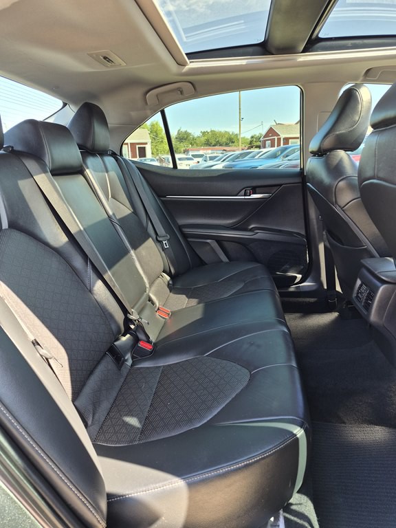 2021 Toyota Camry Image 12