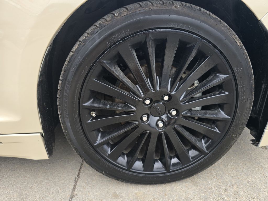 2014 Lincoln MKZ Image 14