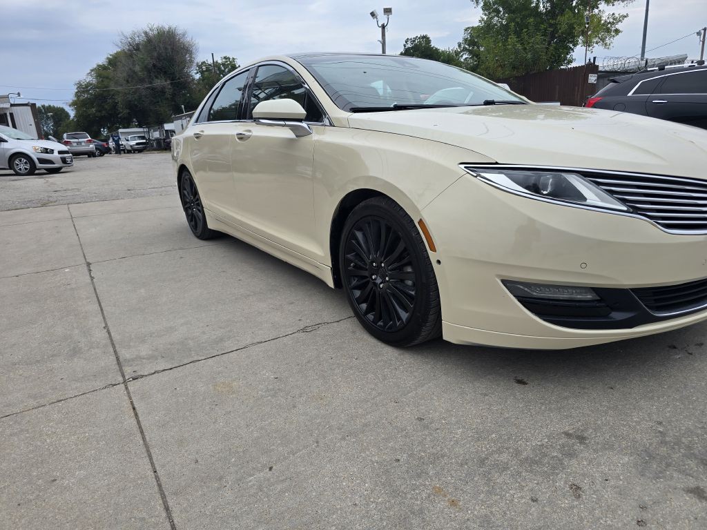 2014 Lincoln MKZ Image 1