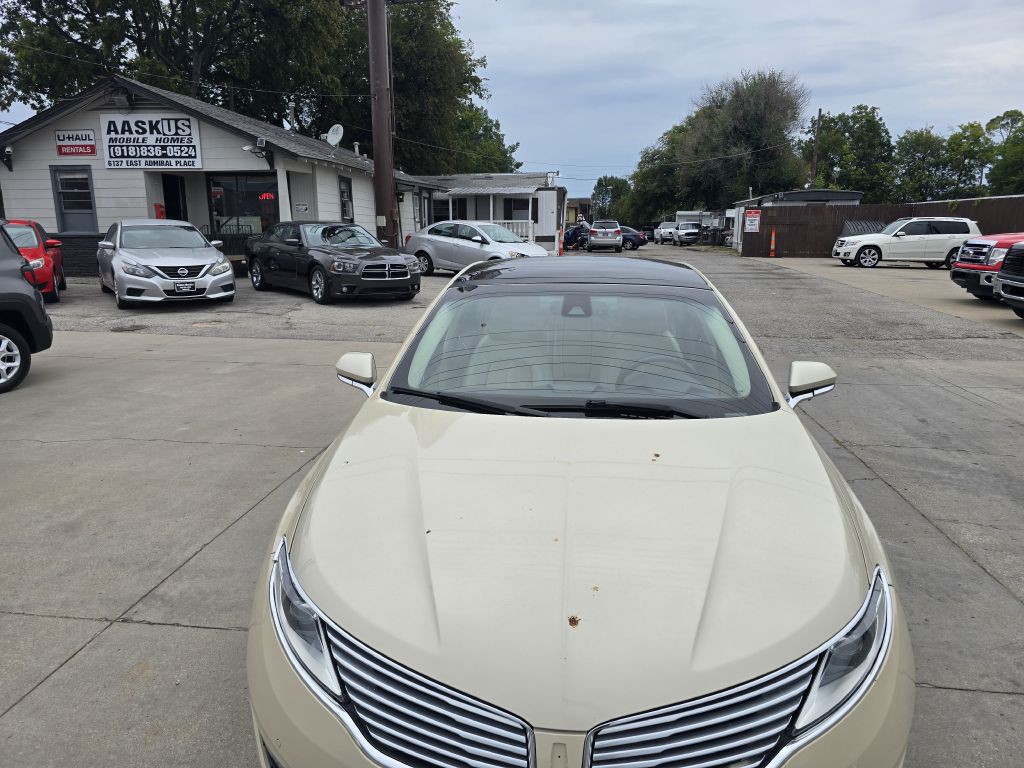 2014 Lincoln MKZ Image 10