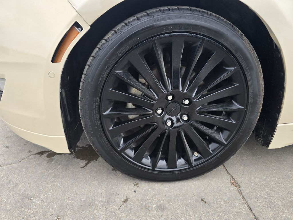 2014 Lincoln MKZ Image 11