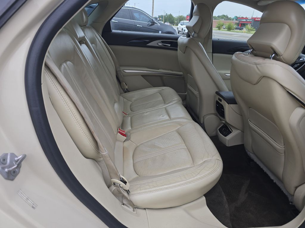 2014 Lincoln MKZ Image 22