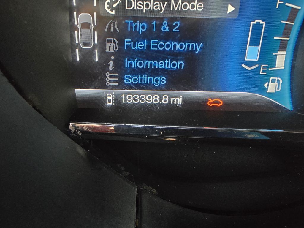 2014 Lincoln MKZ Image 33