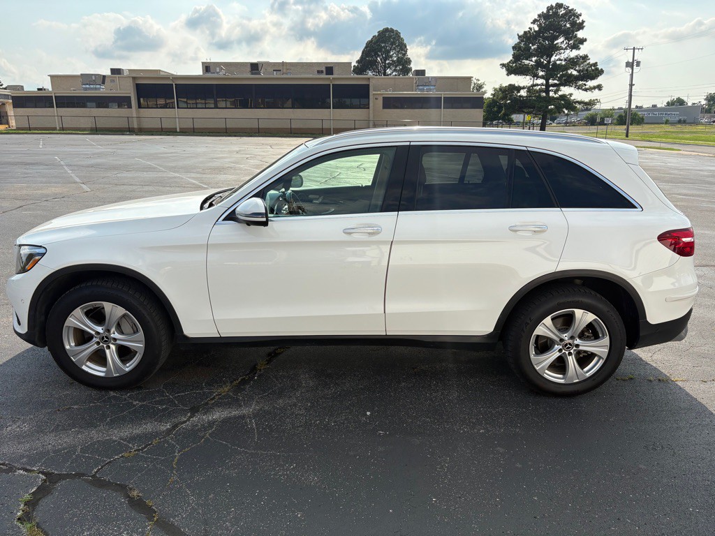 2018 Mercedes-Benz GLC-Class Image 28
