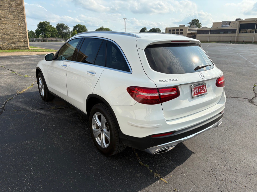 2018 Mercedes-Benz GLC-Class Image 29