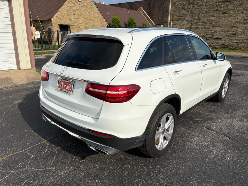 2018 Mercedes-Benz GLC-Class Image 31