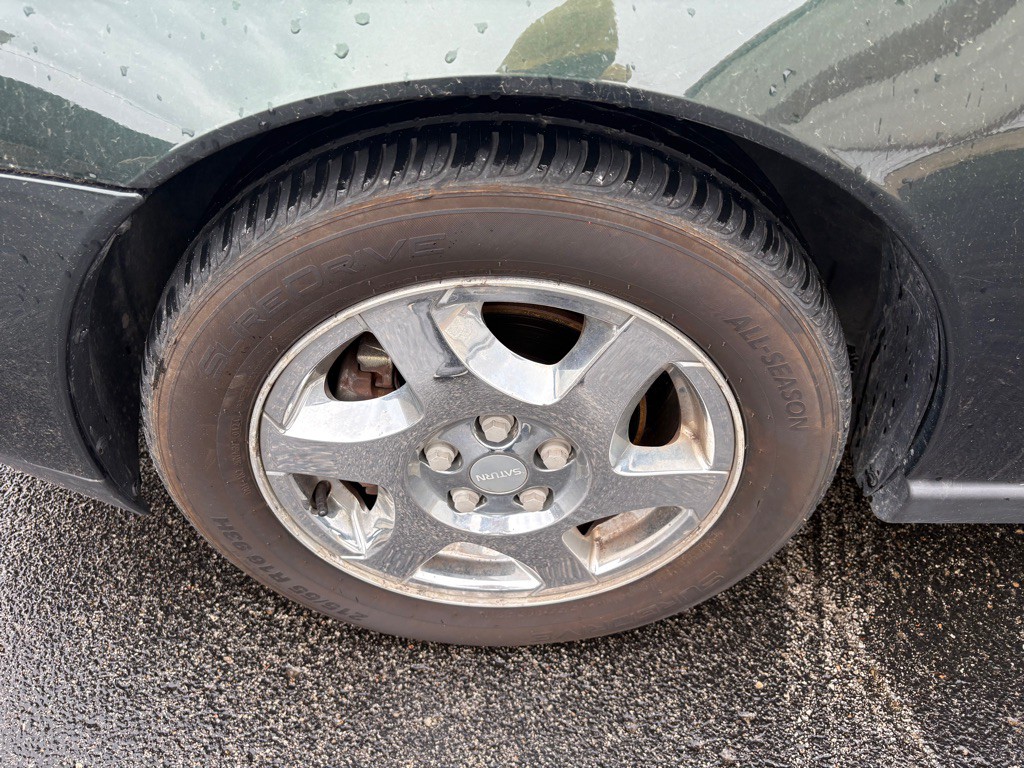 2002 Saturn L300 Image 21