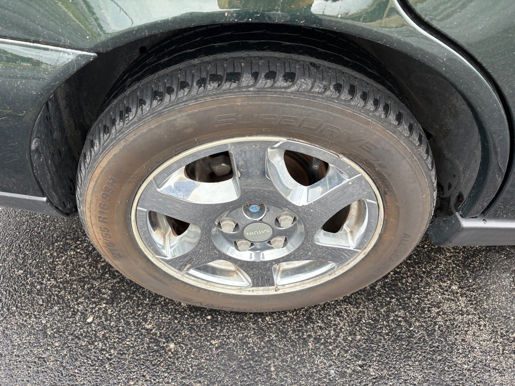2002 Saturn L300 Image 23
