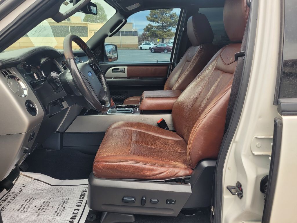 2012 Ford Expedition Image 4