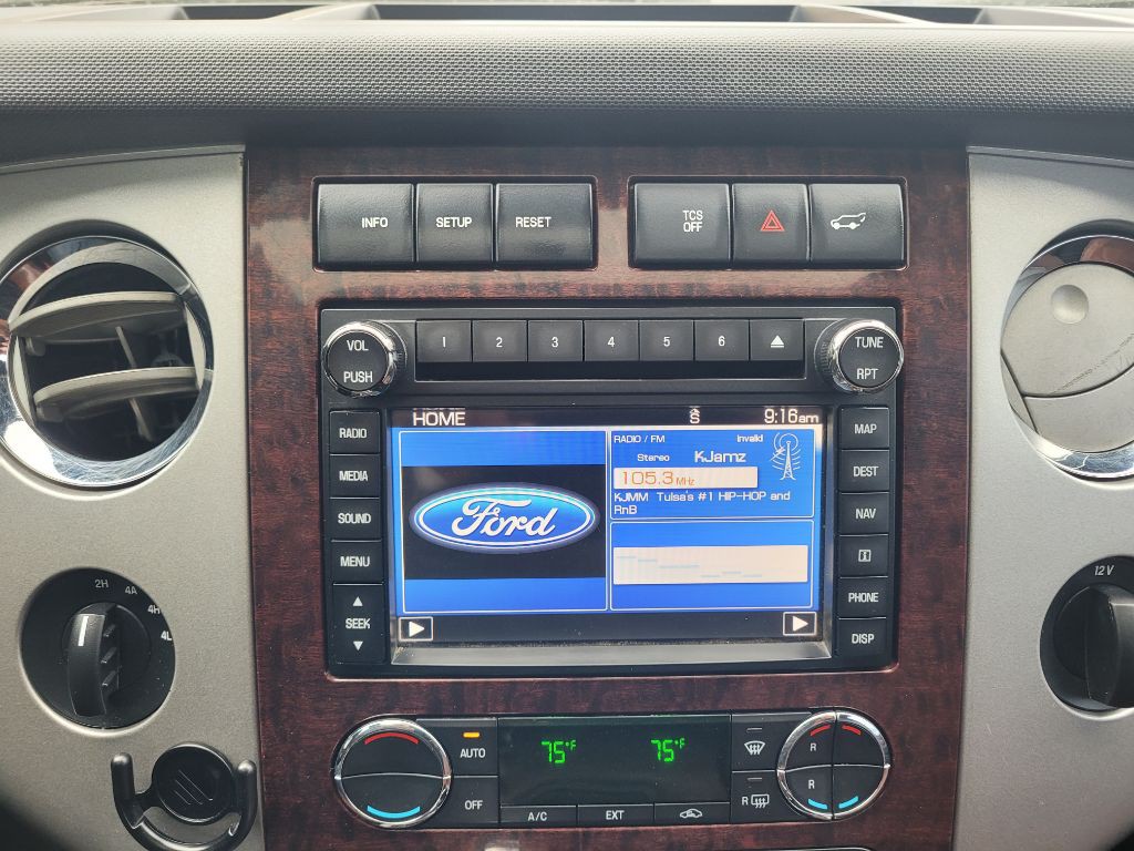 2012 Ford Expedition Image 17