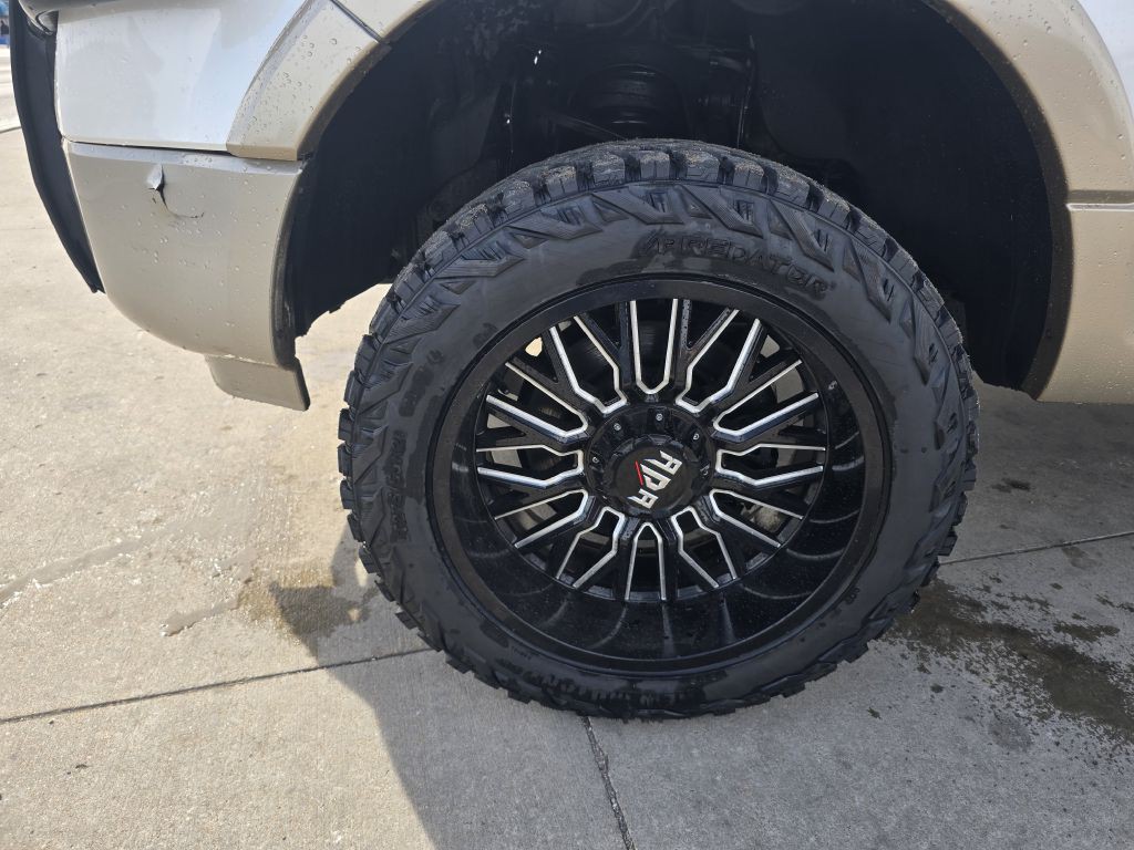 2012 Ford Expedition Image 16