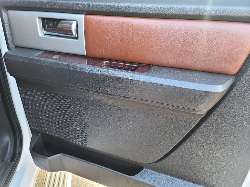 2012 Ford Expedition Image 28