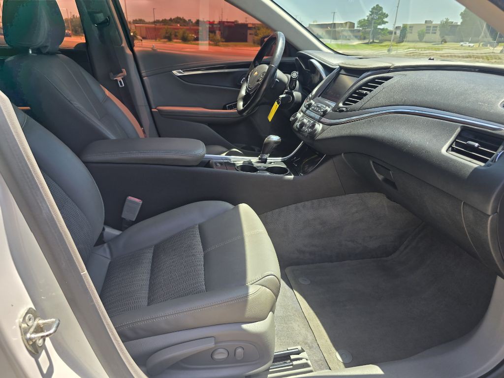 2016 Chevrolet Impala Image 3