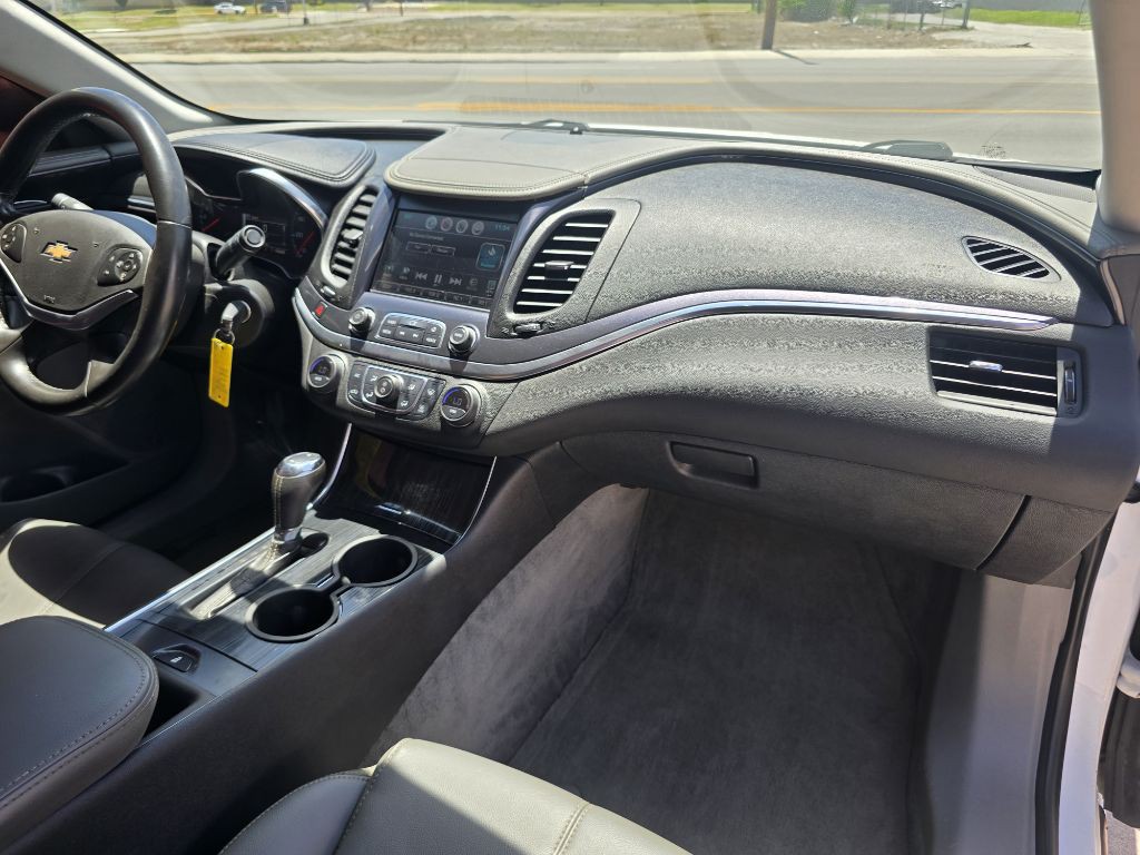 2016 Chevrolet Impala Image 4