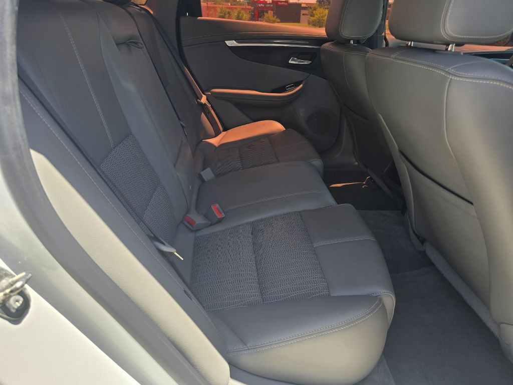 2016 Chevrolet Impala Image 7