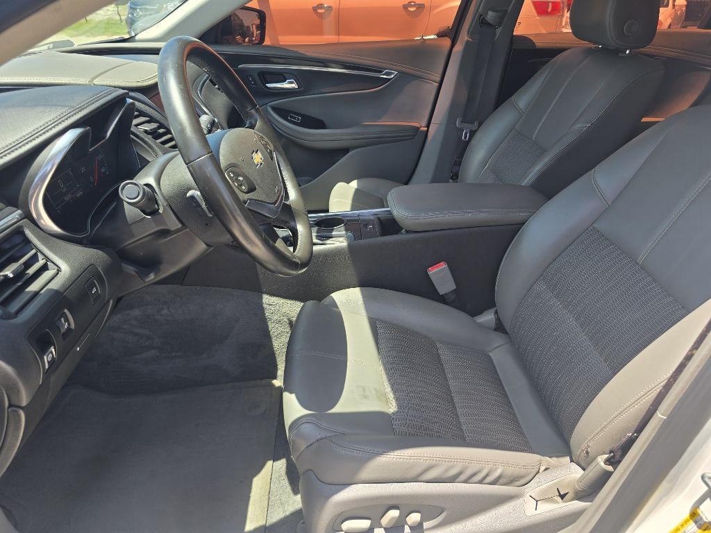 2016 Chevrolet Impala Image 18
