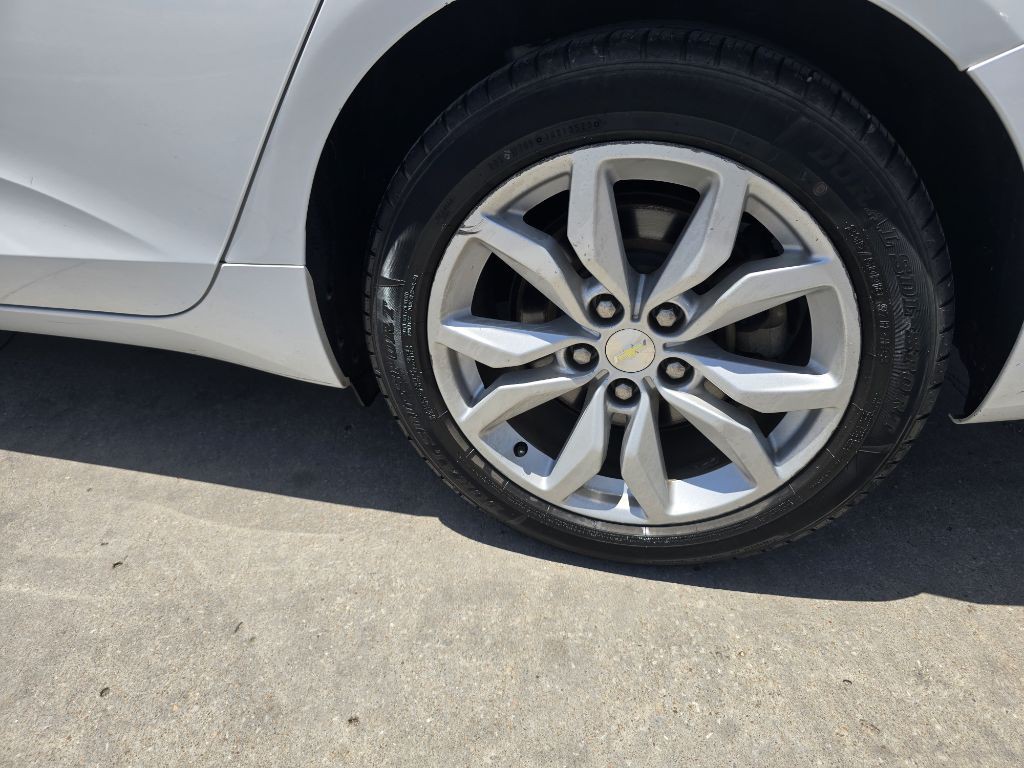 2016 Chevrolet Impala Image 23