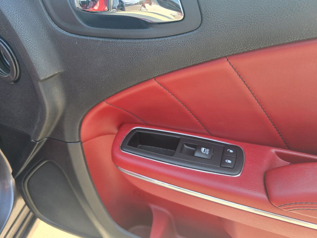 2014 Dodge Charger Image 20