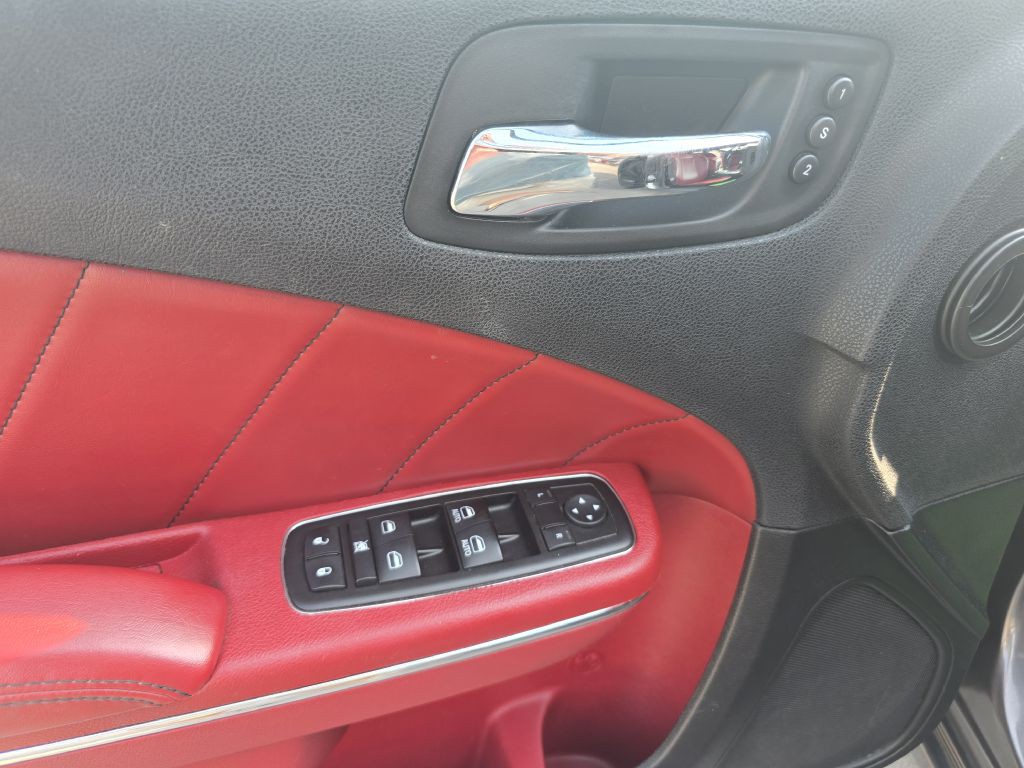 2014 Dodge Charger Image 35