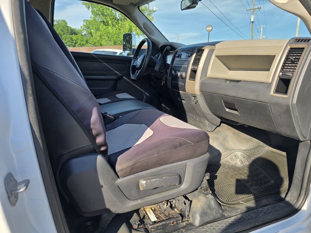 2012 Dodge Ram 3500 Image 22