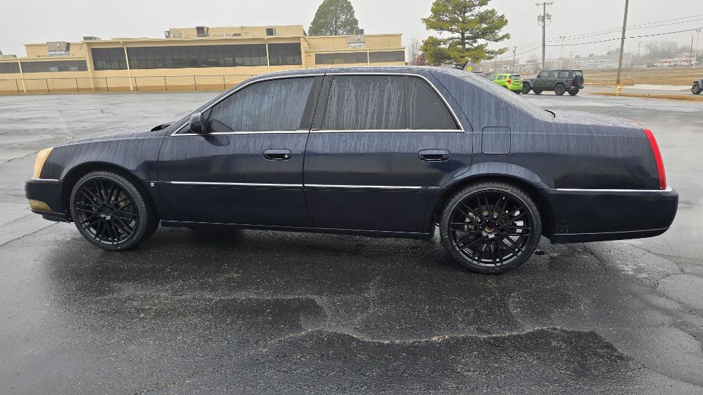 2007 Cadillac DTS Image 5