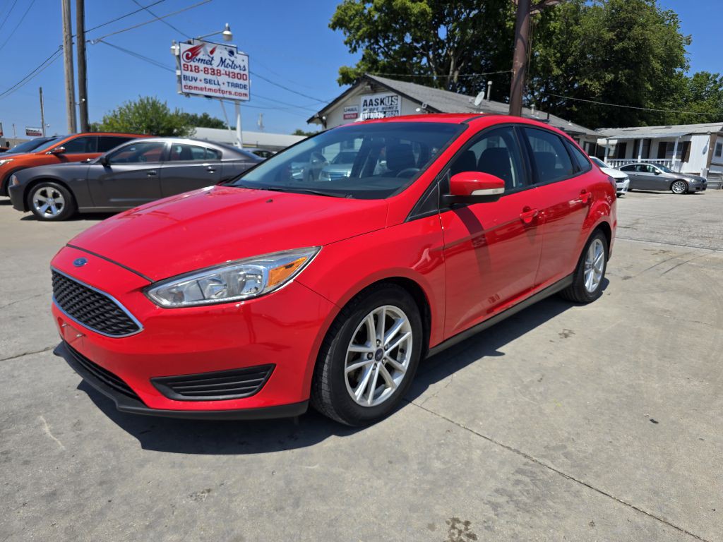 2017 Ford Focus Image 8