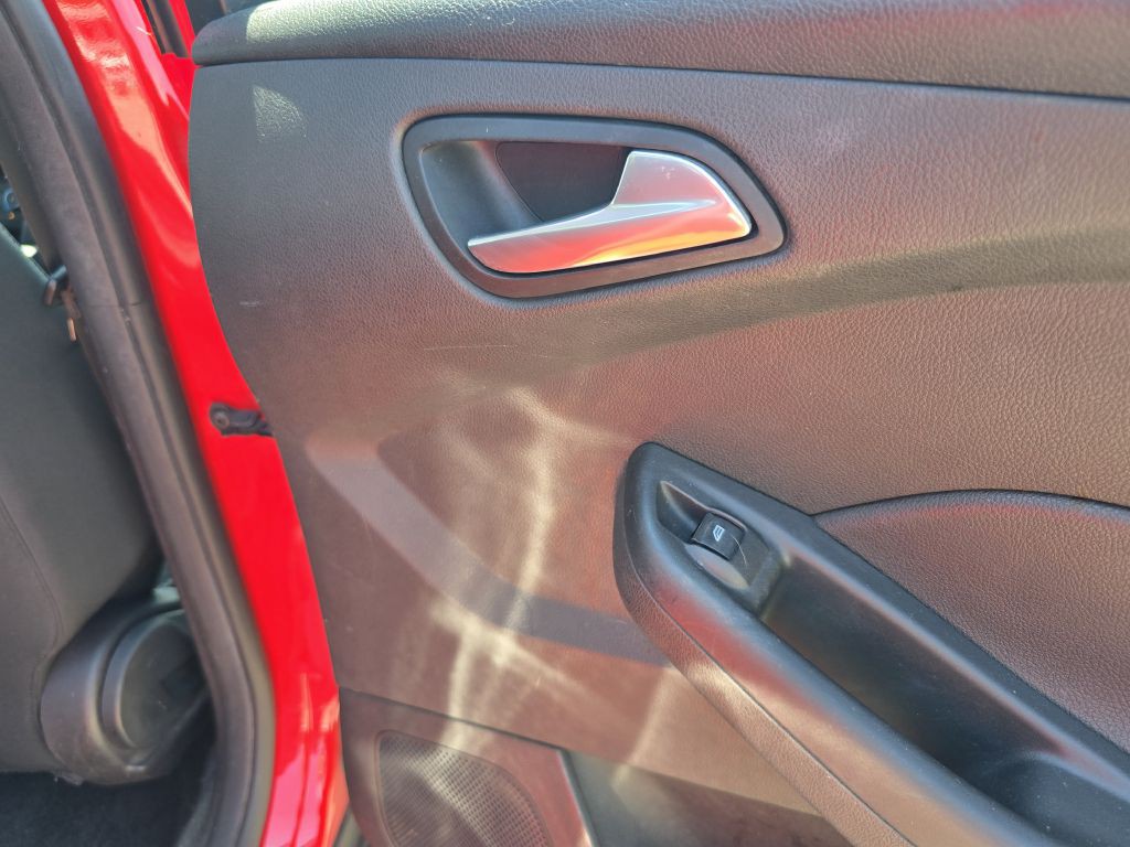 2017 Ford Focus Image 21