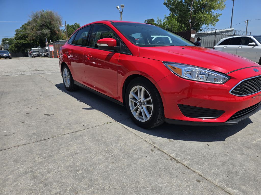 2017 Ford Focus Image 1