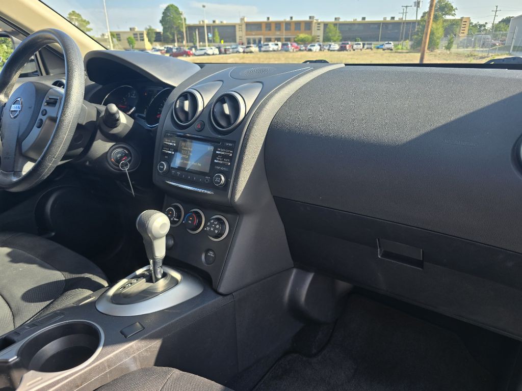 2013 Nissan Rogue Image 21