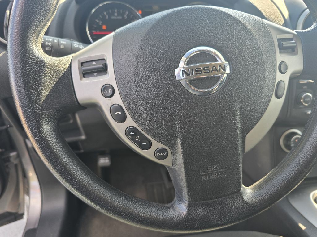 2013 Nissan Rogue Image 32