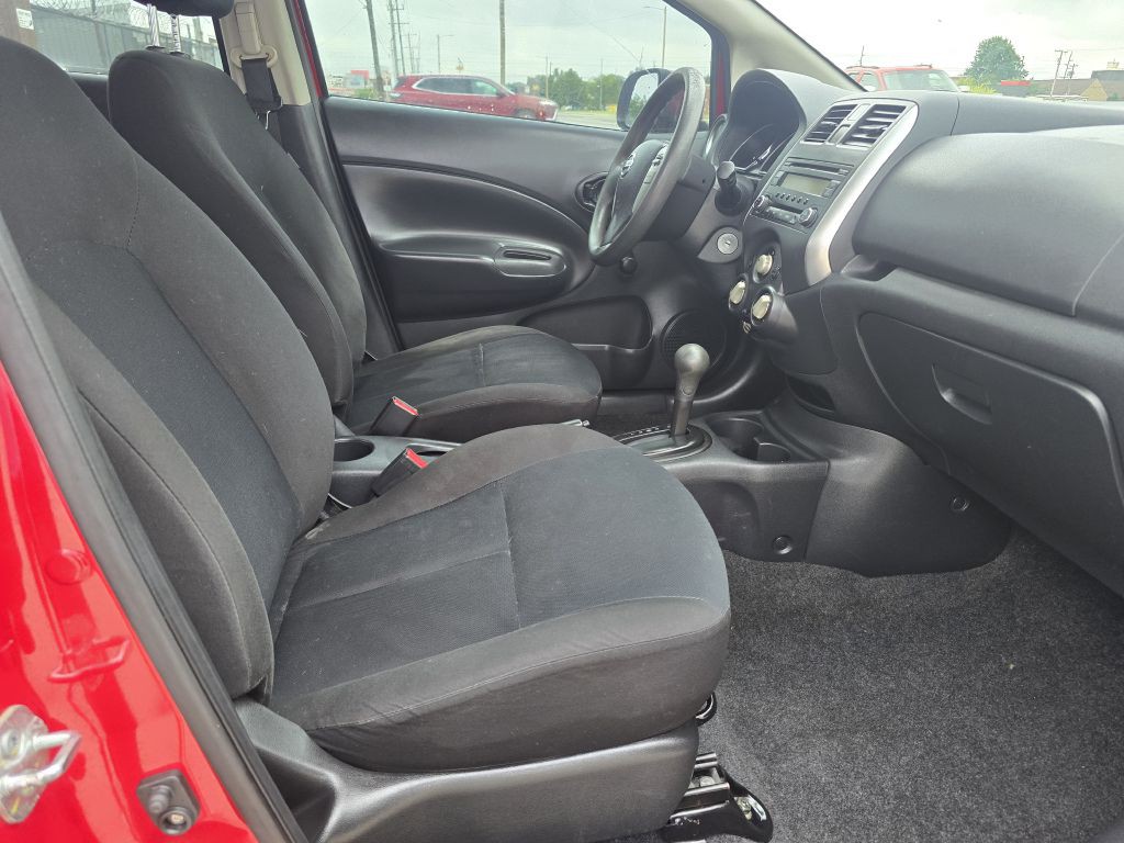2014 Nissan Versa Image 17