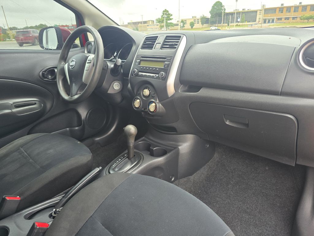 2014 Nissan Versa Image 18
