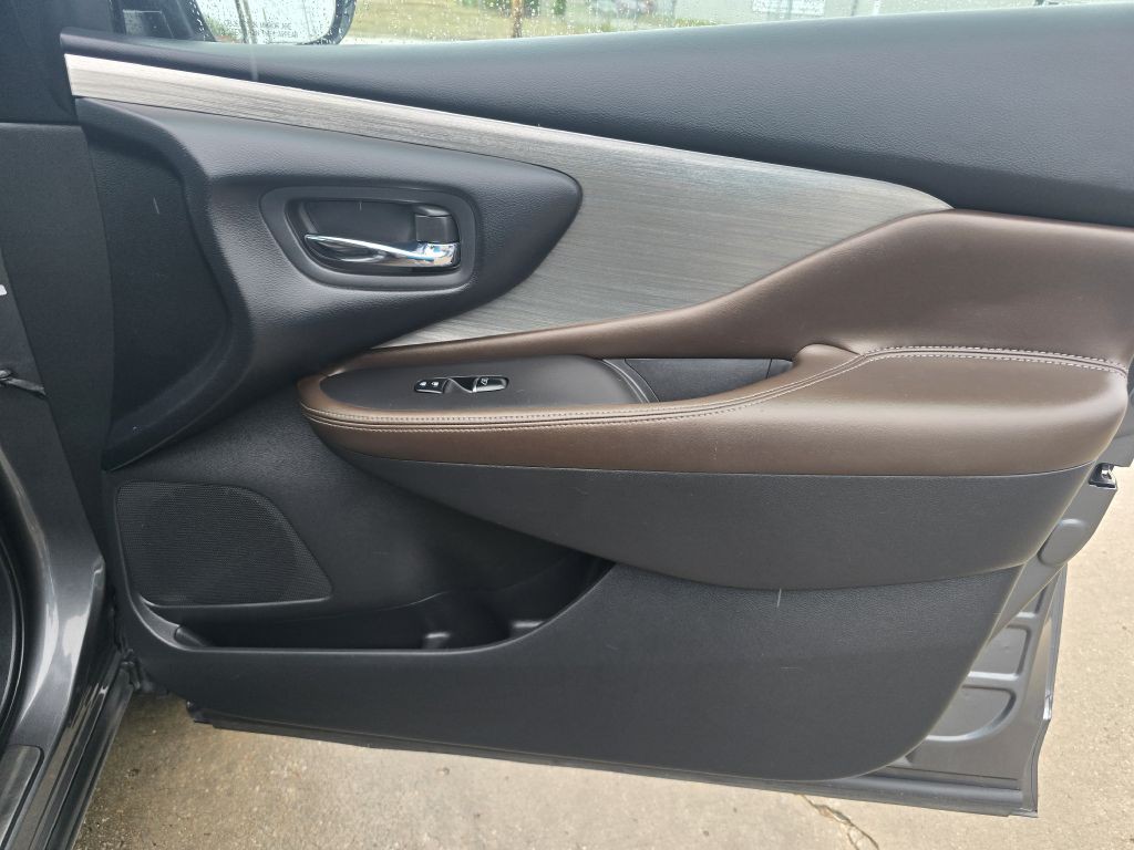 2015 Nissan Murano Image 16