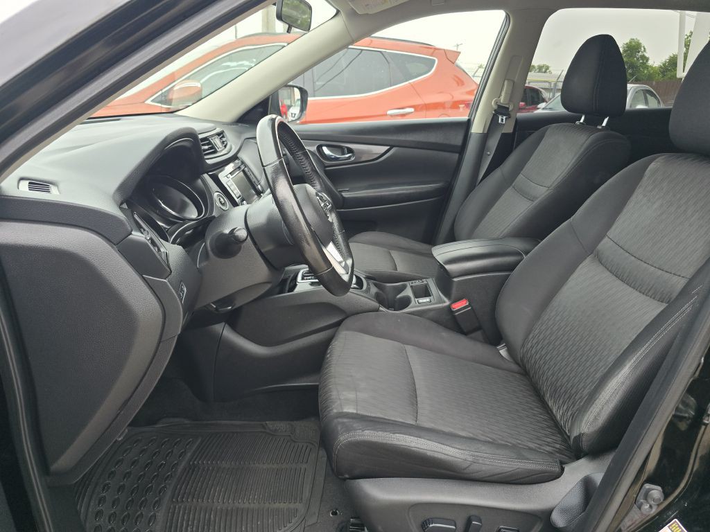2018 Nissan Rogue Image 29