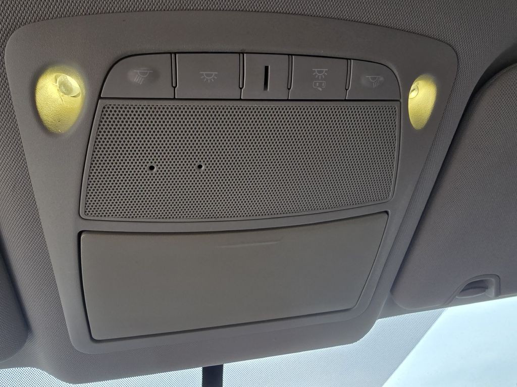 2018 Nissan Rogue Image 37