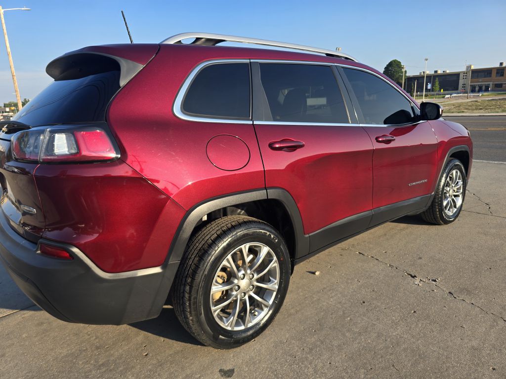 2019 Jeep Cherokee Image 3