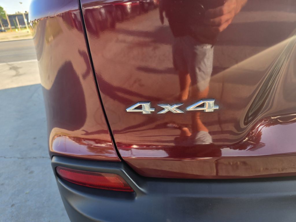 2019 Jeep Cherokee Image 6