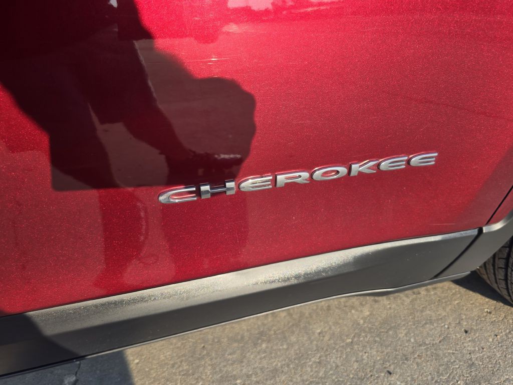 2019 Jeep Cherokee Image 17