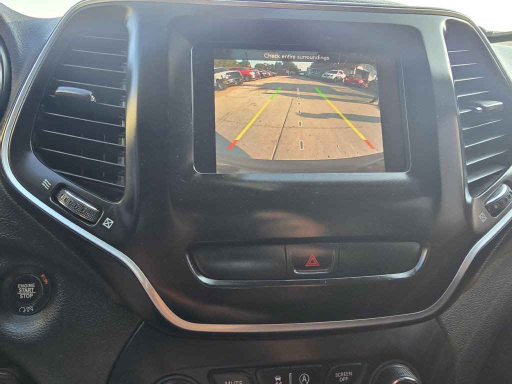 2019 Jeep Cherokee Image 40