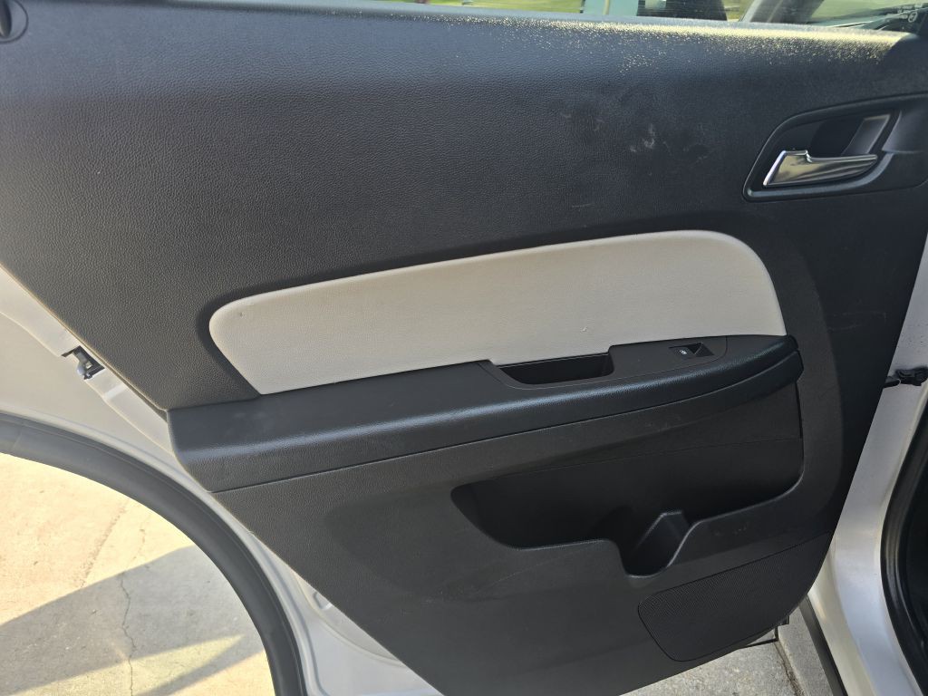 2015 Chevrolet Equinox Image 24