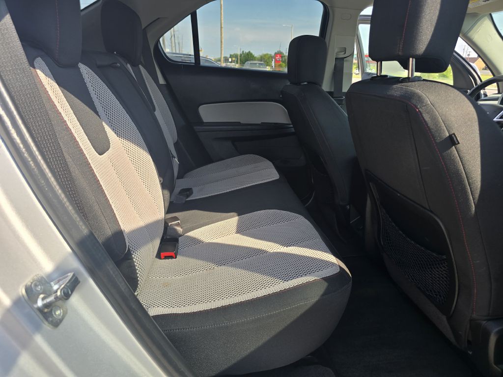 2015 Chevrolet Equinox Image 31