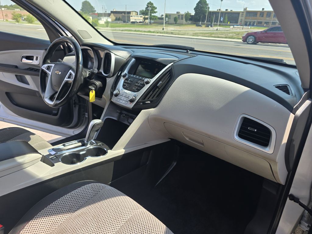 2015 Chevrolet Equinox Image 35