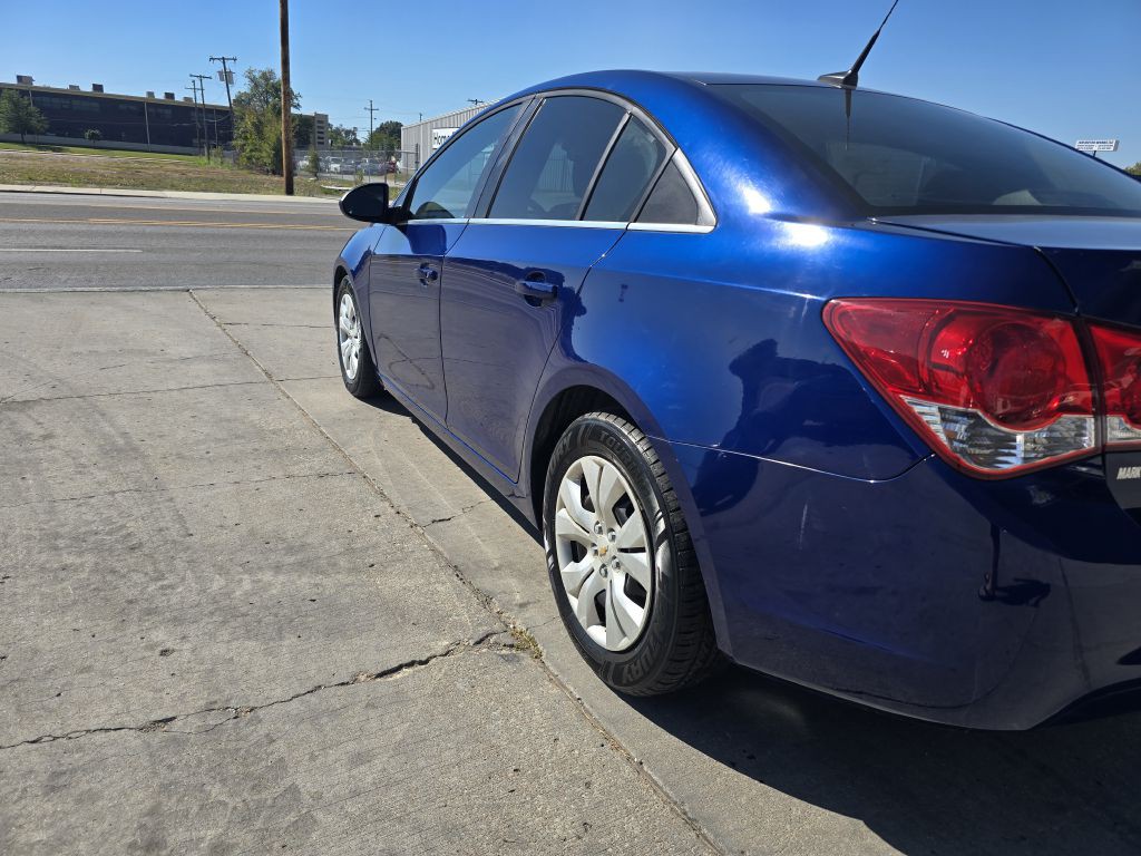 2012 Chevrolet Cruze Image 5