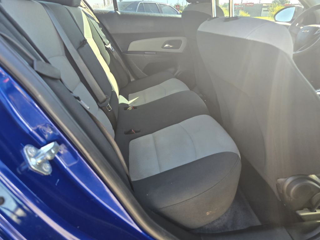 2012 Chevrolet Cruze Image 20