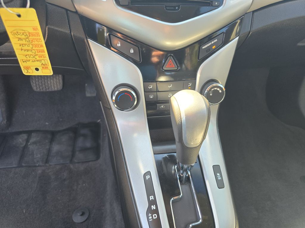 2012 Chevrolet Cruze Image 29