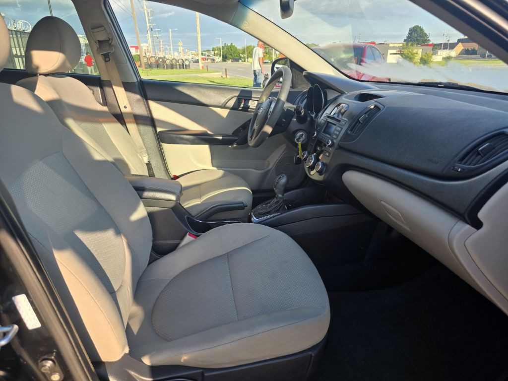 2012 Kia Forte Image 18