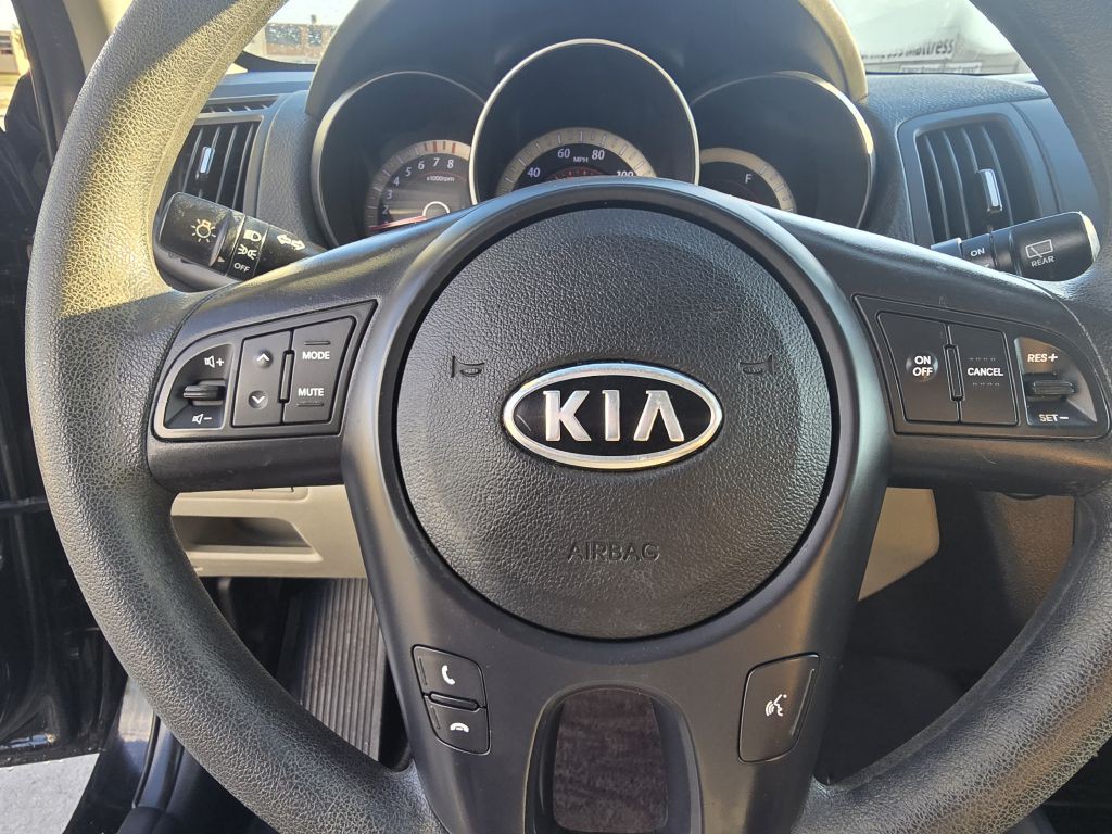 2012 Kia Forte Image 40